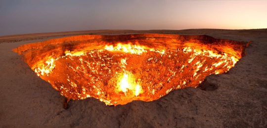 We found the Gates of Hell in Turkmenistan!