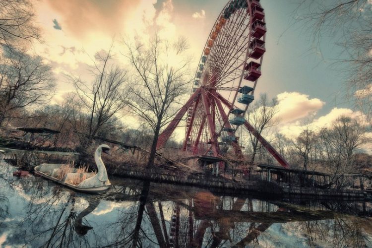 The World’s Creepiest Abandoned Amusement Parks