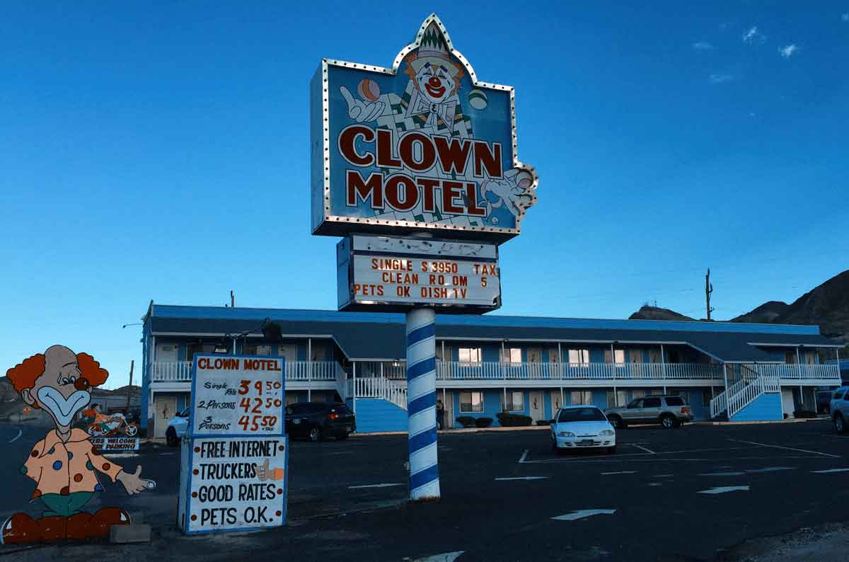The clown motel is even creepier then we thought!