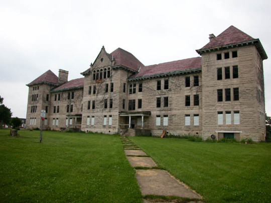 You won’t believe what happened at this Haunted Asylum